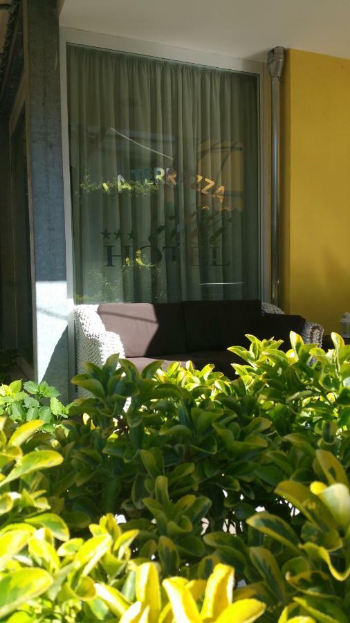 Hotel Illi Marina di Massa Ngoại thất bức ảnh